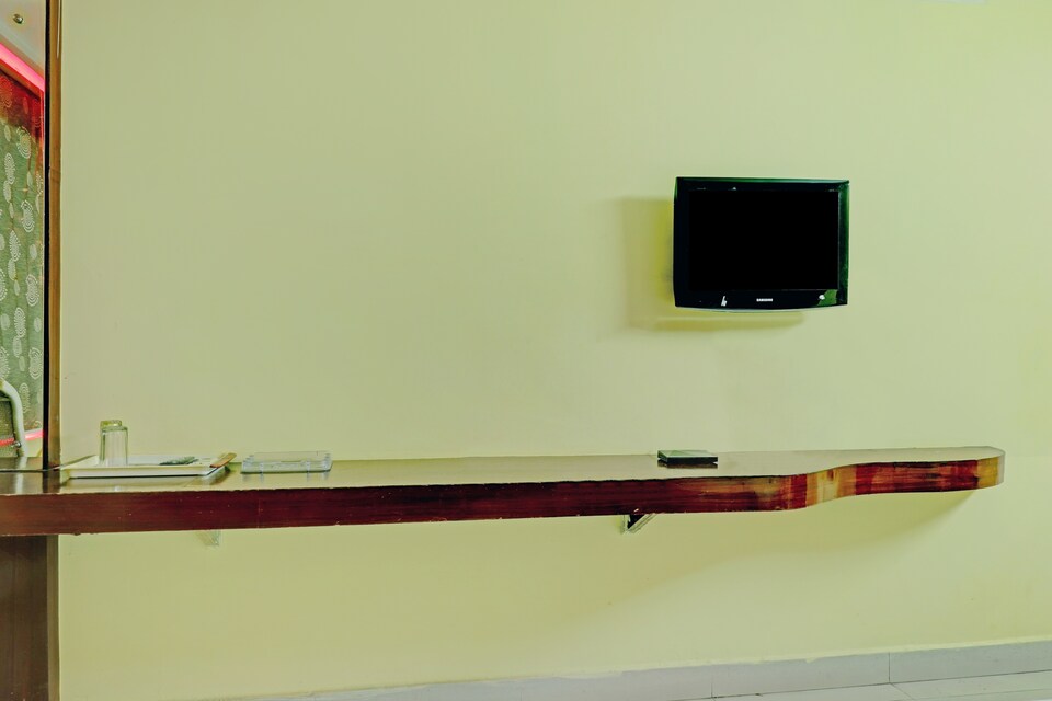 OYO 80467 Sai Silverline Hotel, Transit Vizag, Visakhapatnam