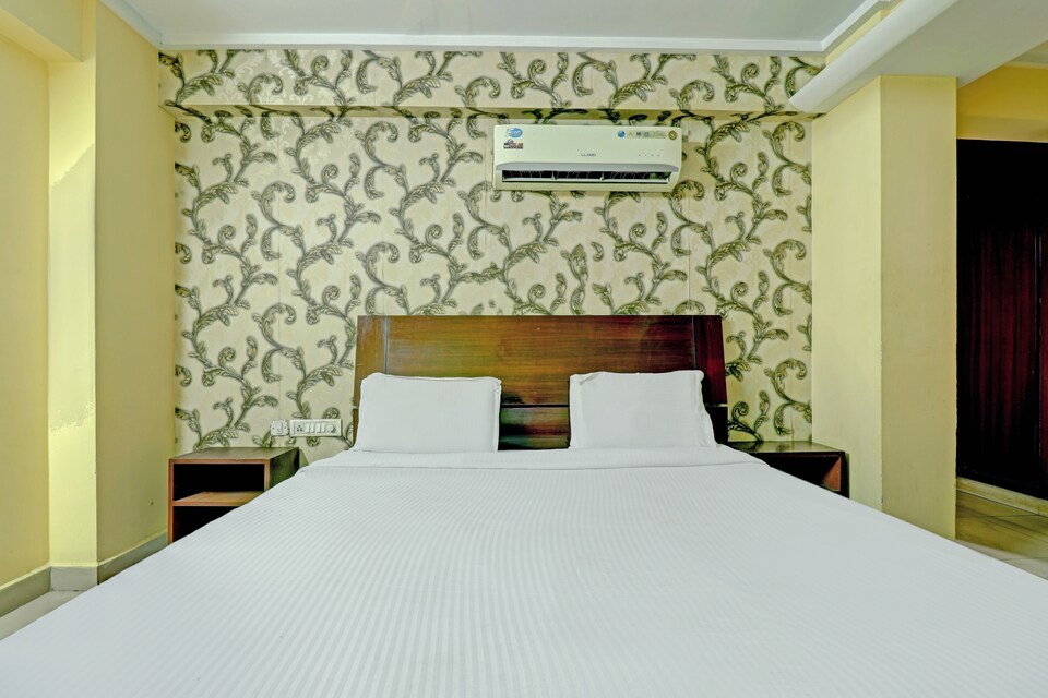OYO 80467 Sai Silverline Hotel, Transit Vizag, Visakhapatnam