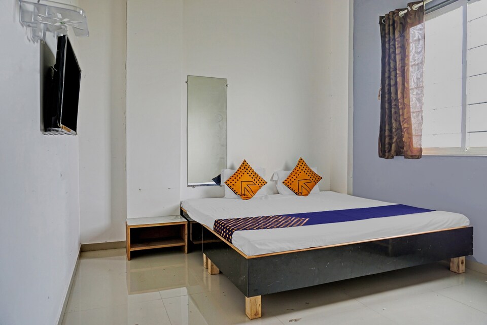 SPOT ON A 1 Lodge, Kolhapur-Ratnagiri Road, Kolhapur