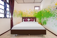 OYO Homes 90258 Natol Venice Homestay