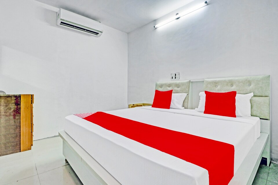 OYO 80518 Hotel Hot Meals, Patiala, Patiala