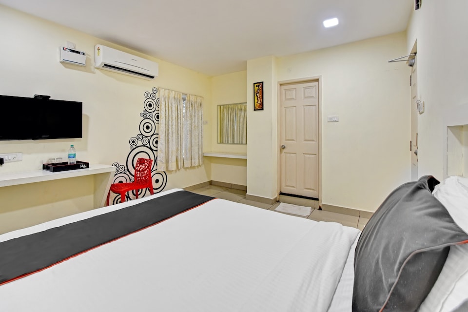 OYO 80557 Collection O Connections, Mylapore, Chennai