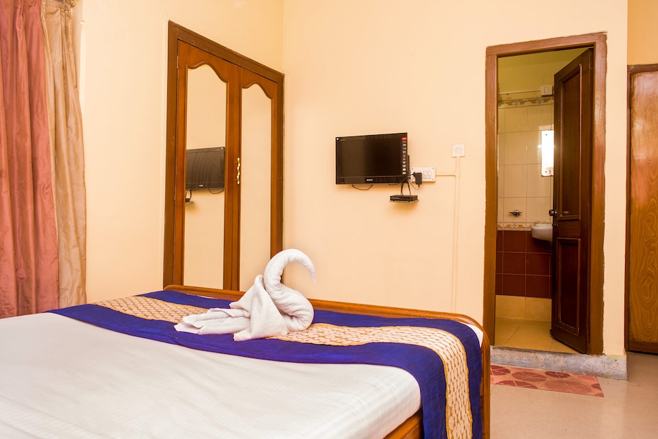 OYO Rooms 400 Salt Lake City Center, Salt Lake Kolkata, Kolkata