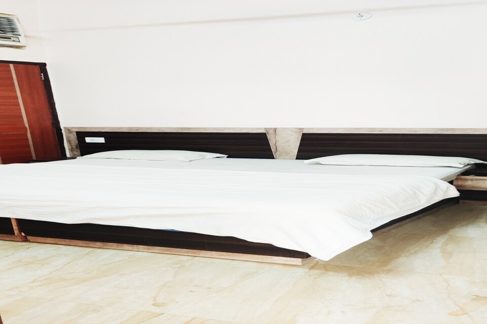 SPOT ON 80572 Hotel Armadale, Greater Noida, Noida