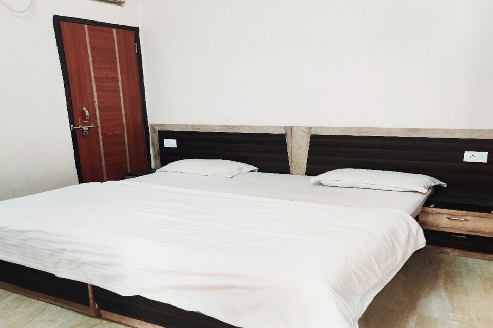 SPOT ON 80572 Hotel Armadale, Greater Noida, Noida