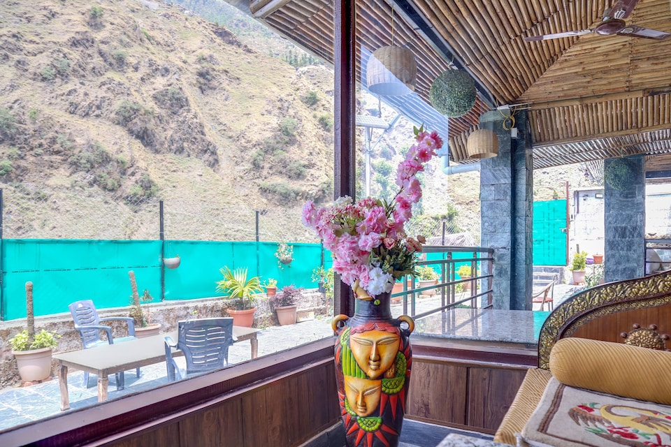 Belvilla 1 BR Premium River View Villa with Dauladhar mountain views, Dharamshala, Dharamshala