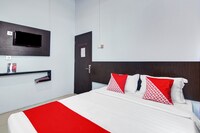 Hotel O Bukittinggi near Padang Luar formerly New Aedo