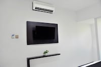 Hotel O Bukittinggi near Padang Luar formerly New Aedo