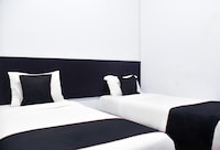 Hotel O Bukittinggi near Padang Luar formerly New Aedo