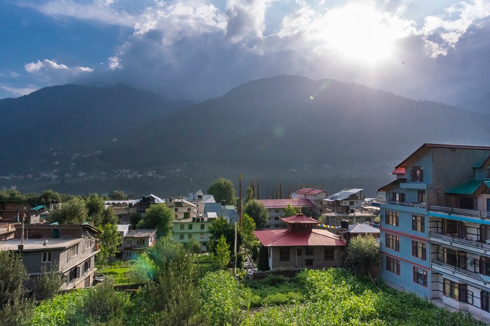 OYO Home 80599 Cottage With Hill View, Mall Road Manali, Manali