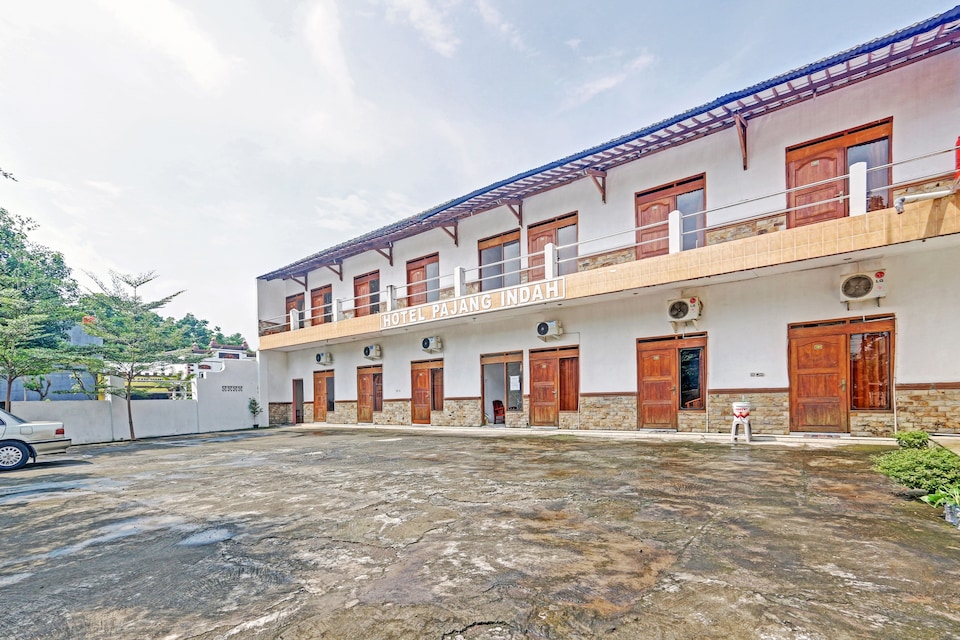 OYO 90446 Hotel Pajang Indah, Solo Barat, Solo