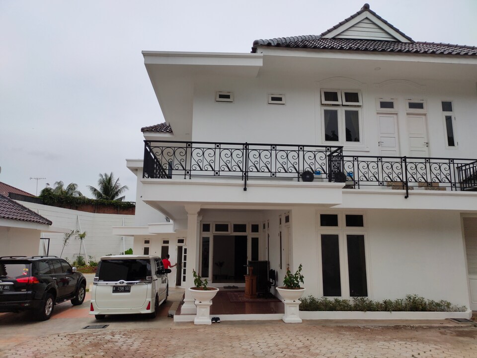 OYO 90449 Griya Cendrawasih Syariah, Ciputat, Tangerang