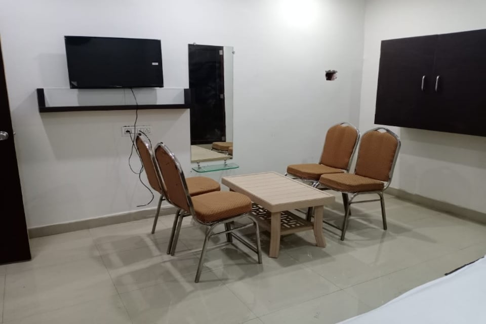 OYO 80651 Hotel Hamsa International, Kompally - Jeedimetla, Hyderabad