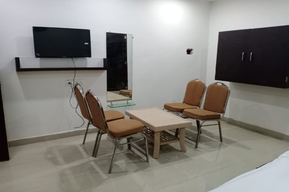 OYO 80651 Hotel Hamsa International, Kompally - Jeedimetla, Hyderabad