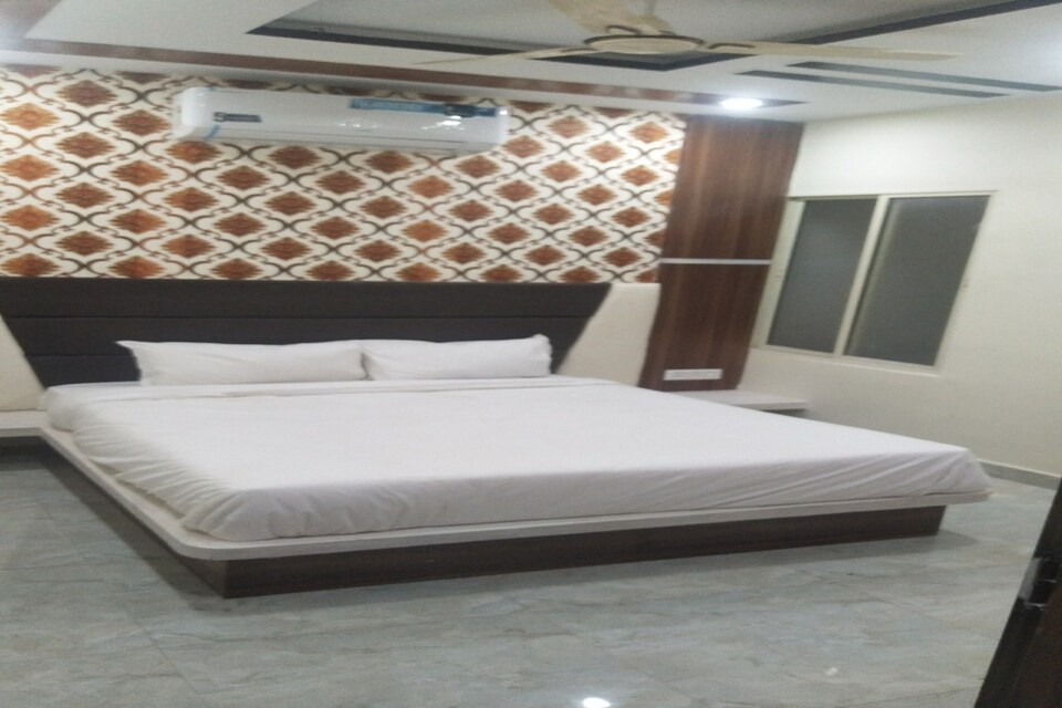 OYO 80658 Shivhare Hotel And Guest House, Gwalior, ग्वालियर