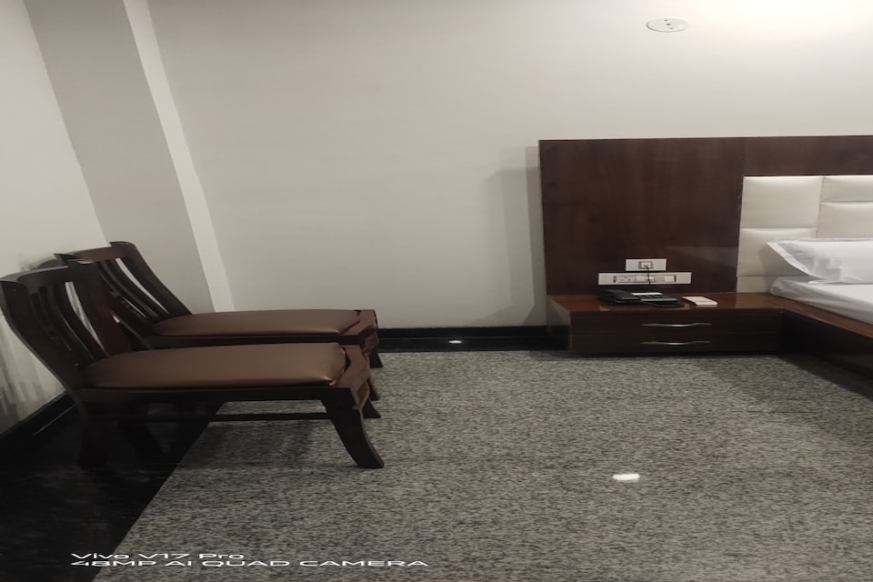 OYO 80666 Hotel Blue Stone, Ludhiana Railway Station, Ludhiana