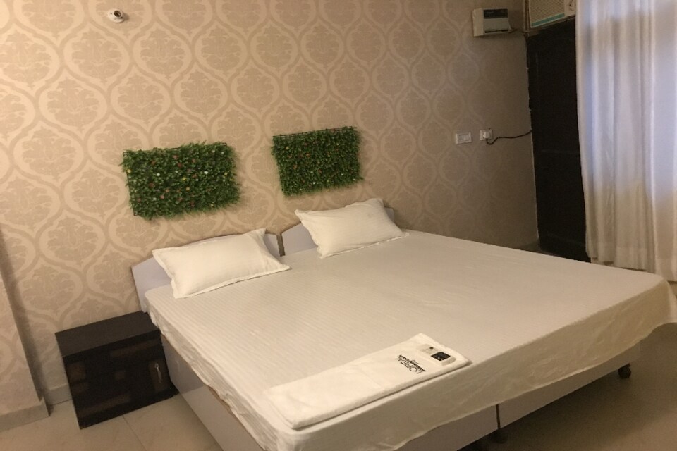 OYO 80678 Shreenath Residency, Dwarka Delhi, Delhi