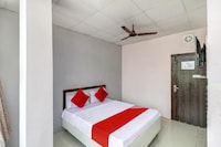 Hotel O Siya Residency