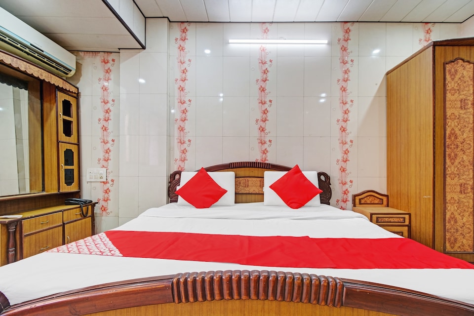 OYO 80762 Hotel New Mini Mahal, Mumbai Panvel-CBD, Mumbai