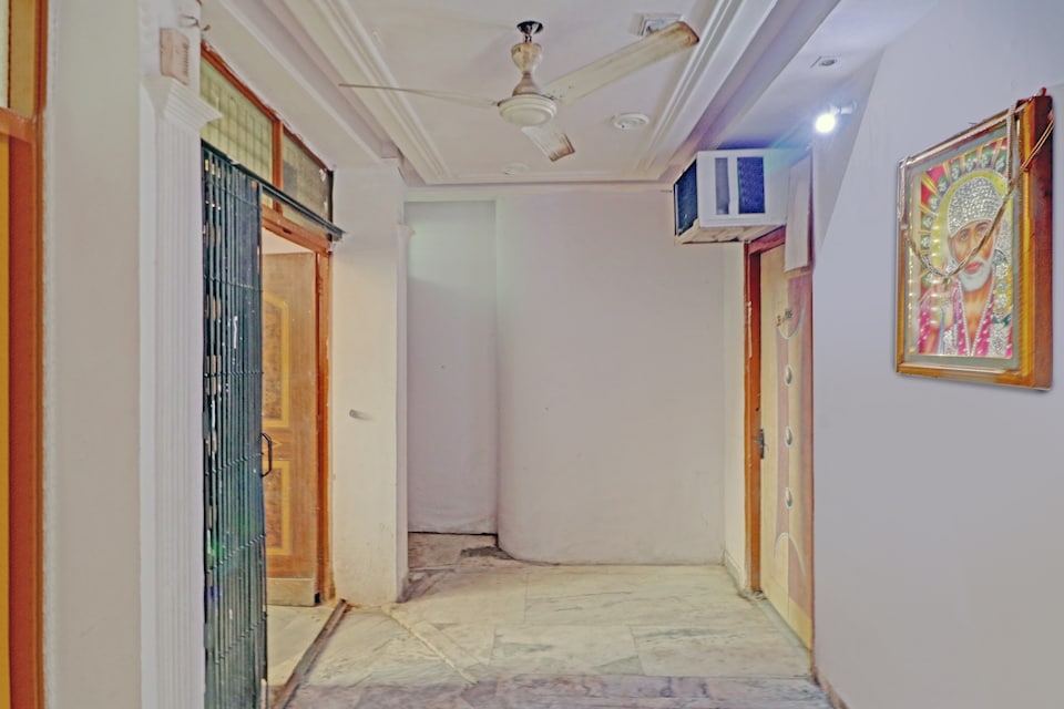 Hotel O Happy Homes, Anand Vihar Delhi, Delhi