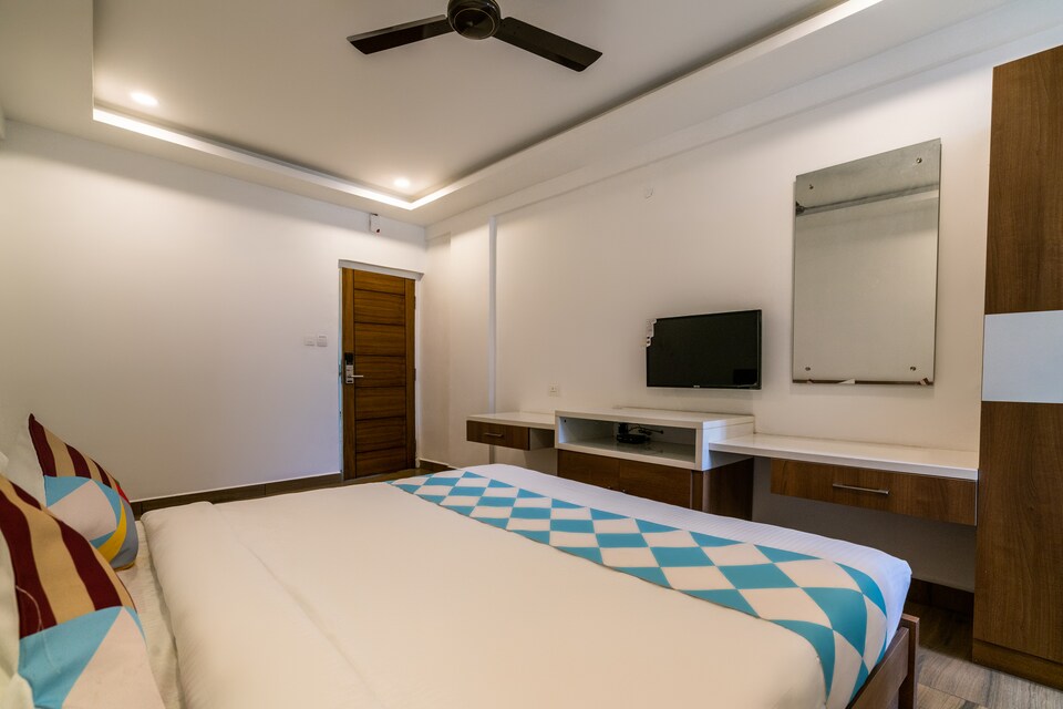 OYO Home 80770 Marcopolo, Aluva Kalamassery Kochi, Kochi