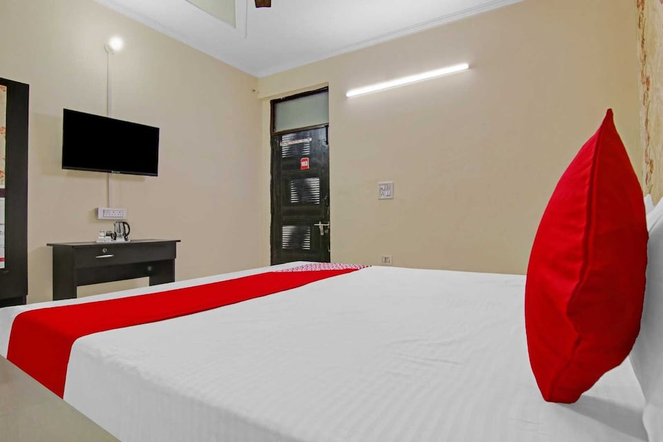  Hotel 4 Point, Dwarka Delhi, Delhi