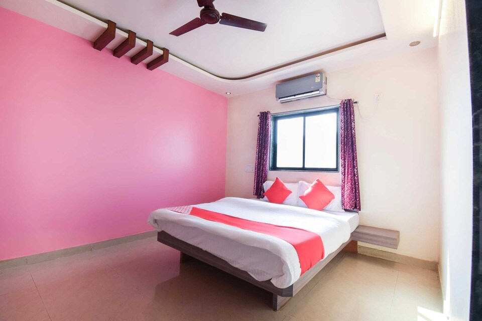 OYO Flagship 80810 Rajavat Hotel , Katraj Khed Shivapur Pune, Pune