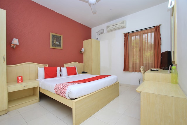 OYO Hotel Samrudhi Park