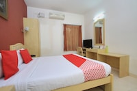 OYO Hotel Samrudhi Park