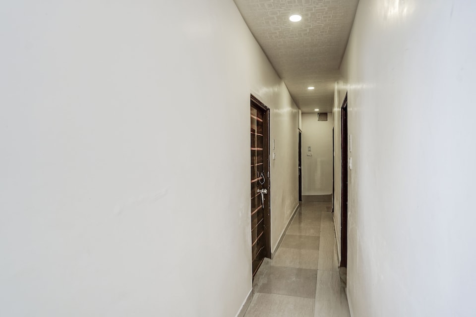 HOTEL O REGAL INN, Airport Road Nagpur, Nagpur