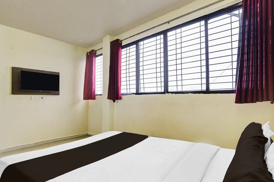 Hotel O by OYO REGAL INN, Airport Road Nagpur, Nagpur