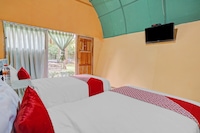 OYO 90474 Caravan Camp