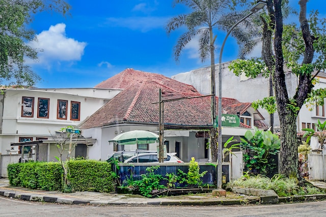 Hotel O Bandung near Stadion Siliwangi formerly The Ethnic Hotel Bandung