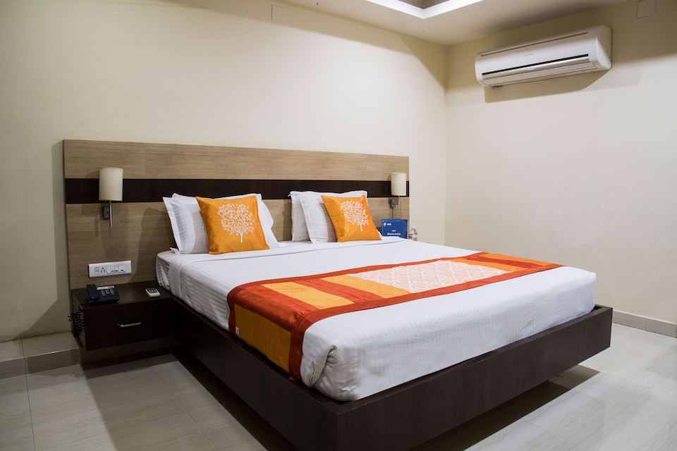 OYO 6740 Hotel Athidhi Grand, Nellore Bus Station, Nellore