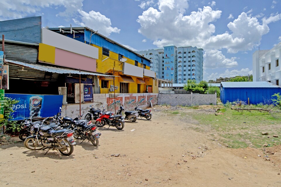 OYO 80922 Collection O Kks Stays, Vellore, Vellore