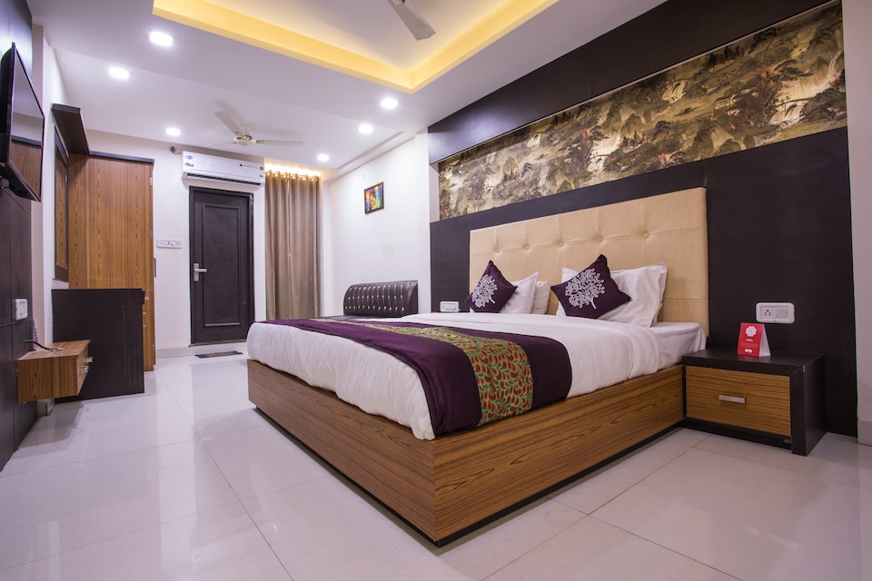 OYO 6742 Hotel Akash Ganga, Dewas City, Dewas