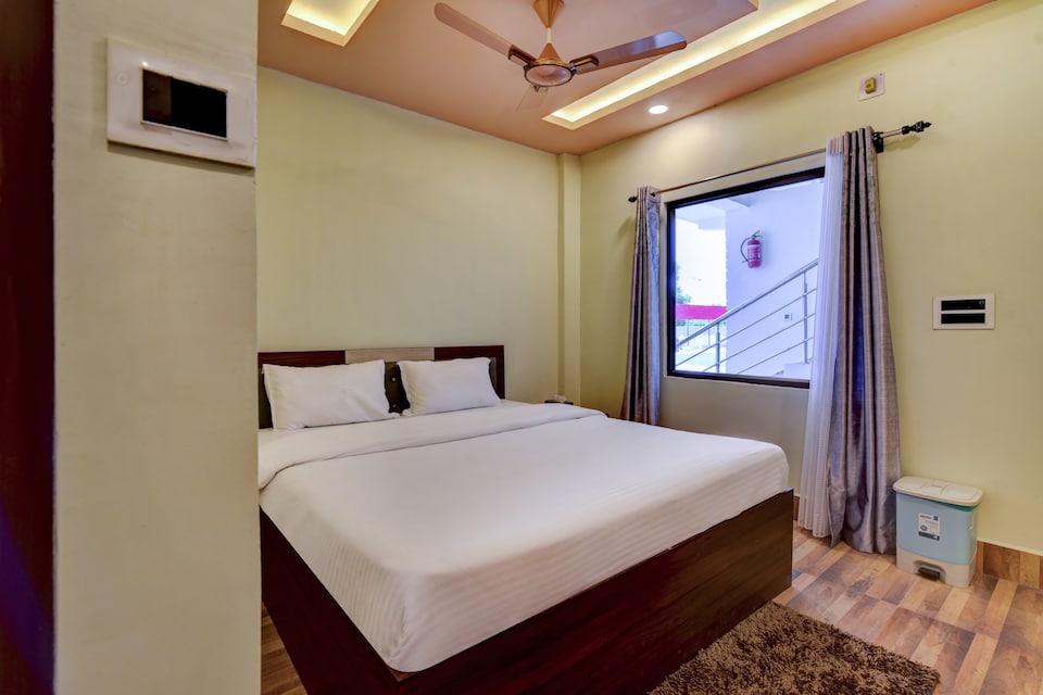 Collection O 80929 Roadside Inn, Bagdogra Airport Siliguri, Siliguri