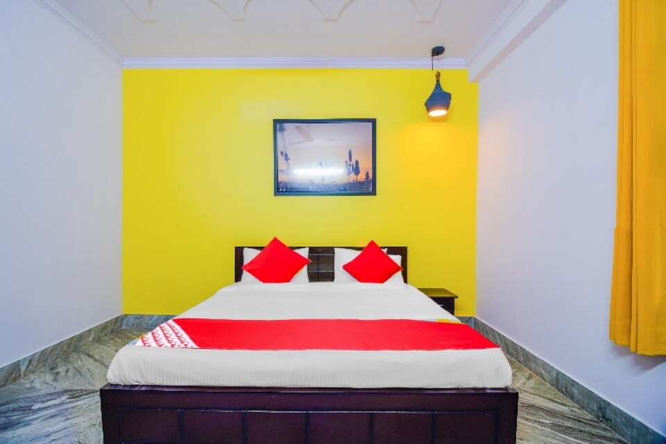 Oyo 80934 Vikaas inn, Rajouri Garden Delhi, Delhi