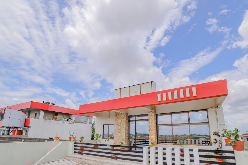 Hotel O Maldhari, Gondal, Gondal