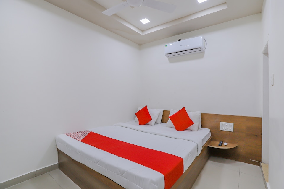 Hotel O Maldhari, Gondal, Gondal