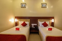 OYO Hotel Swagath Grand Near Miraj Cinemas - Shalini Shivani