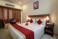 OYO Hotel Swagath Grand Near Miraj Cinemas - Shalini Shivani