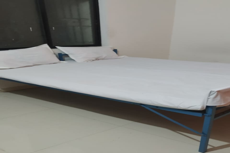 SPOT ON Sarthak Lodge, Sangli, Sangli