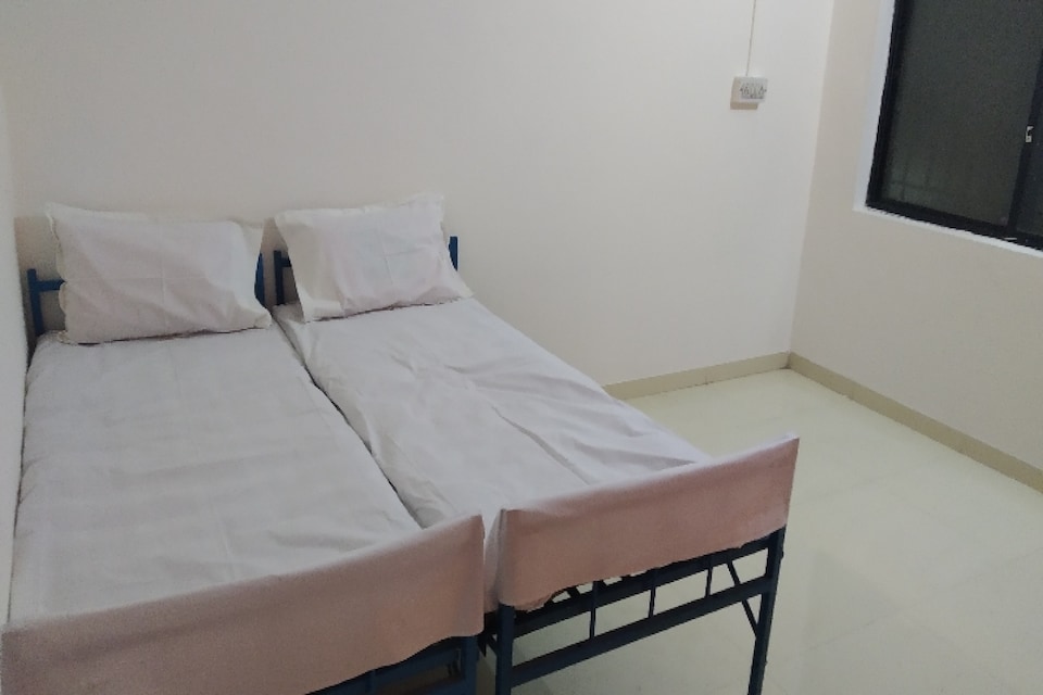 SPOT ON Sarthak Lodge, Sangli, Sangli