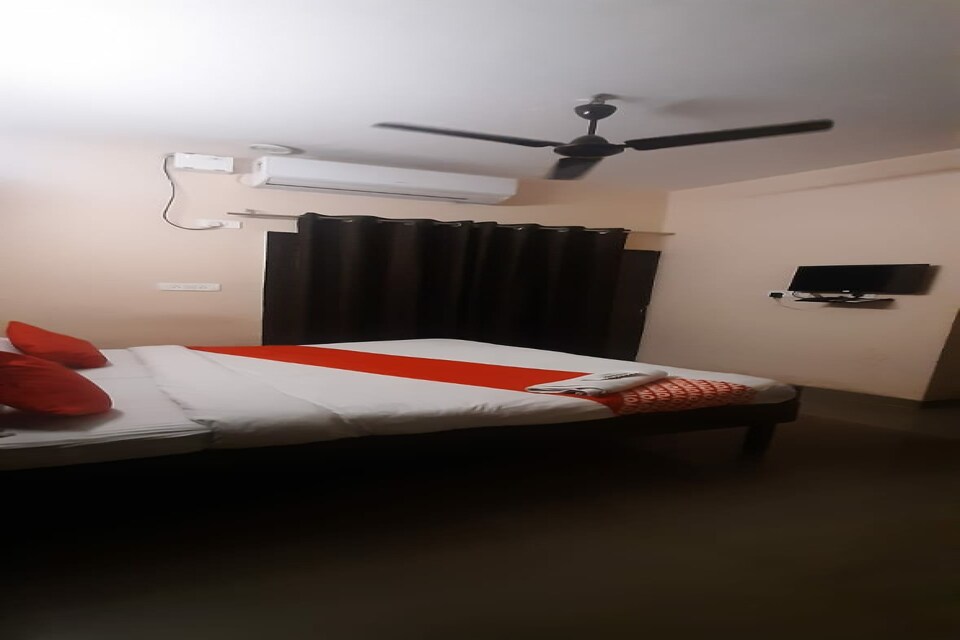 Live as NOD956, Noida City, Noida