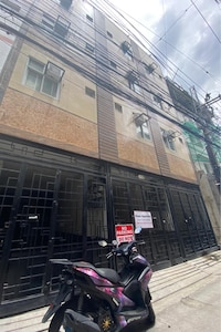 Oyo Hotels Hotels Manila Starting    1107 Upto 52  OFF