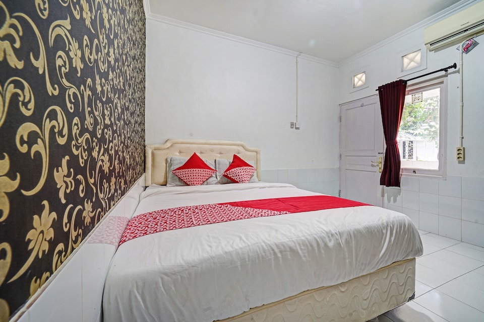 OYO 90496 Izzi Ekslusif, Gejayan, Yogyakarta