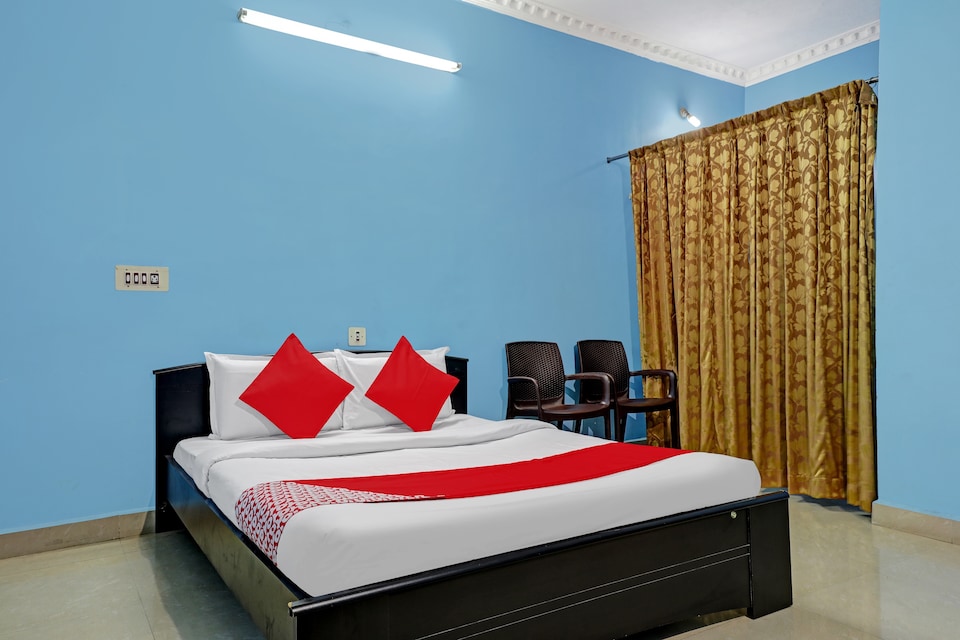 OYO Flagship 81023 Sanjay Suites, Ambattur, Chennai