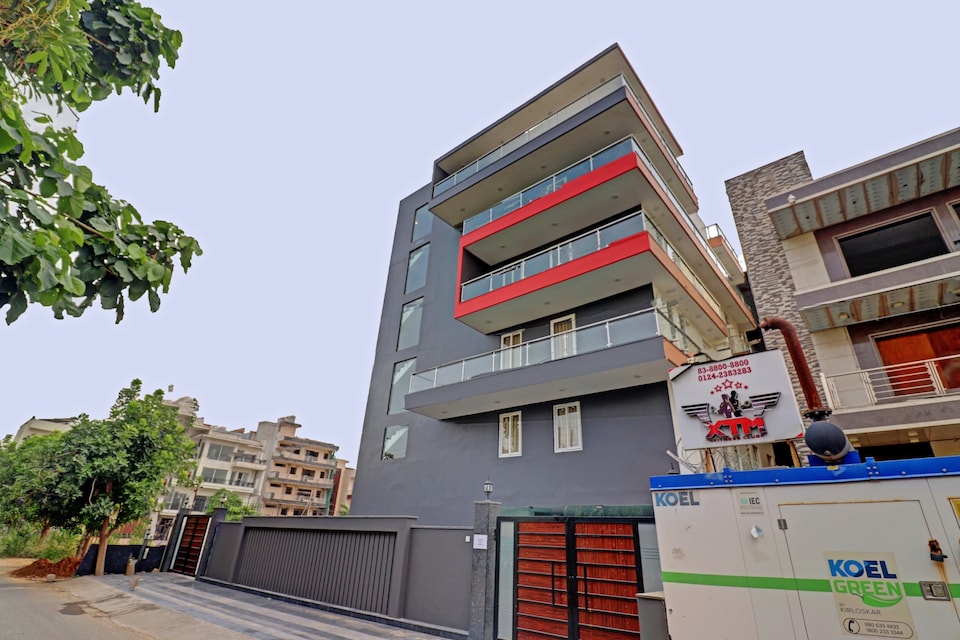  OYO  Townhouse 419 Corporate Hospitality, HUDA CENTRE 1, Gurgaon