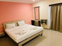 OYO 81027 Recommended Stays on Beach